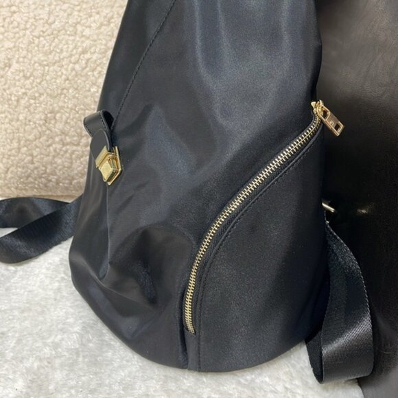 MRXFN Women's Backpack - Picture 5 of 16